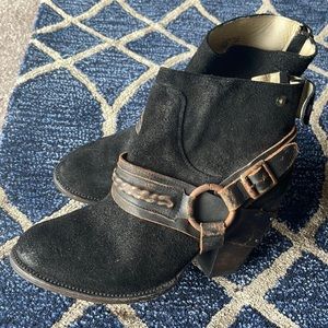 Freebird Ankle boots